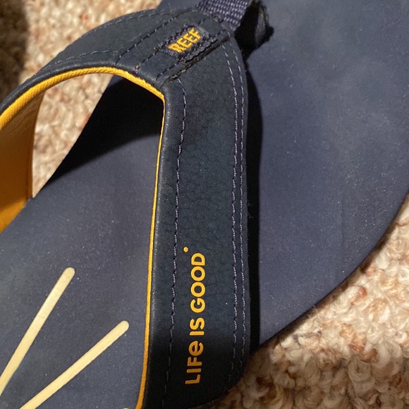 NWOT life is good flip flops - Picture 5 of 5